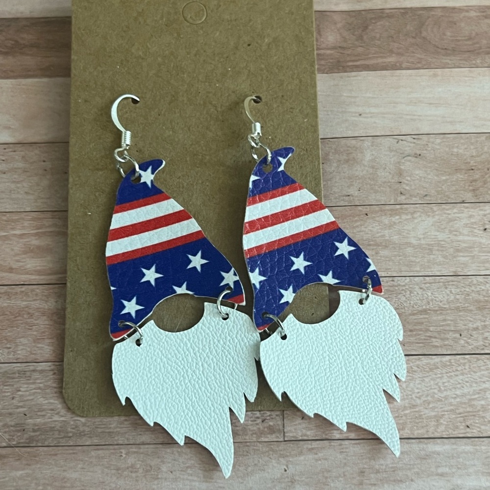 3/20 - 4th of July / Independence Day Gnome Earrings